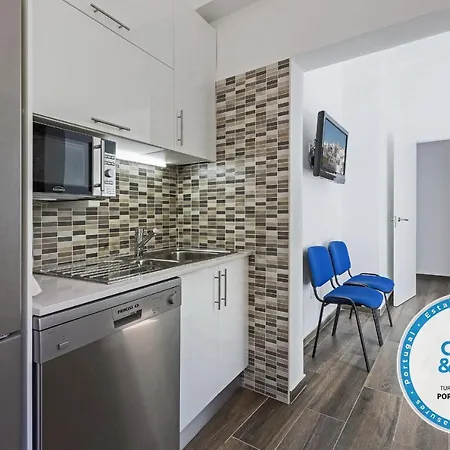 Apartament Downtown *